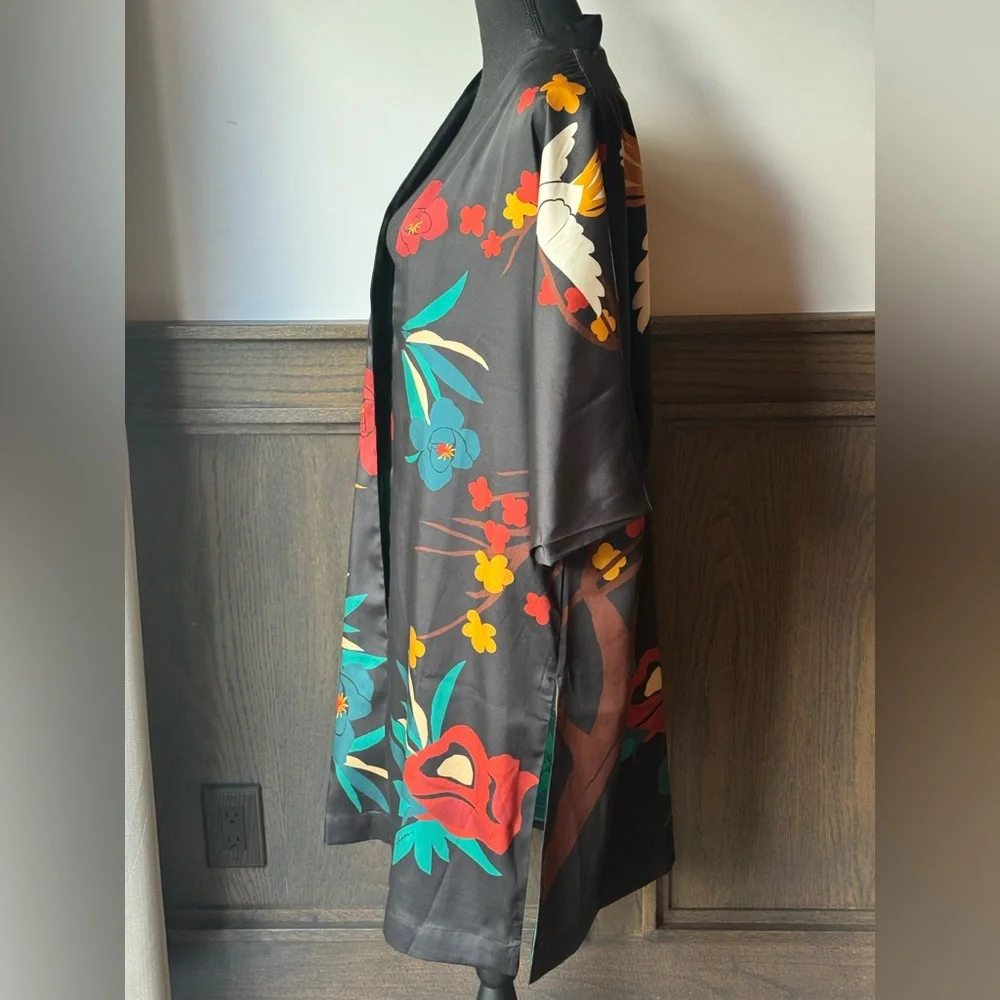 Chico's Black Kimono Covering Ruana S/M NWT - Picture 3 of 6